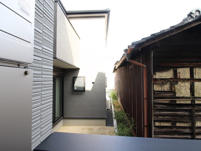 物件内観写真22　(室内からの展望)