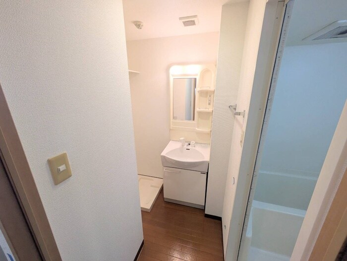 物件内観写真14　(洗面)