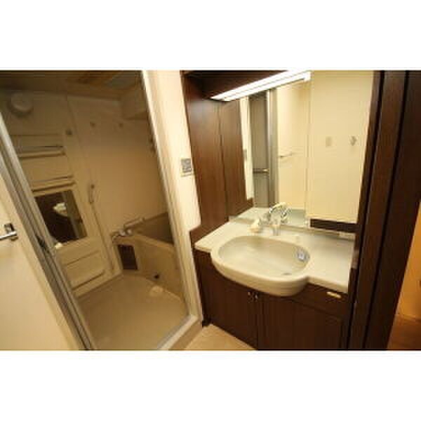 物件内観写真7　(洗面)