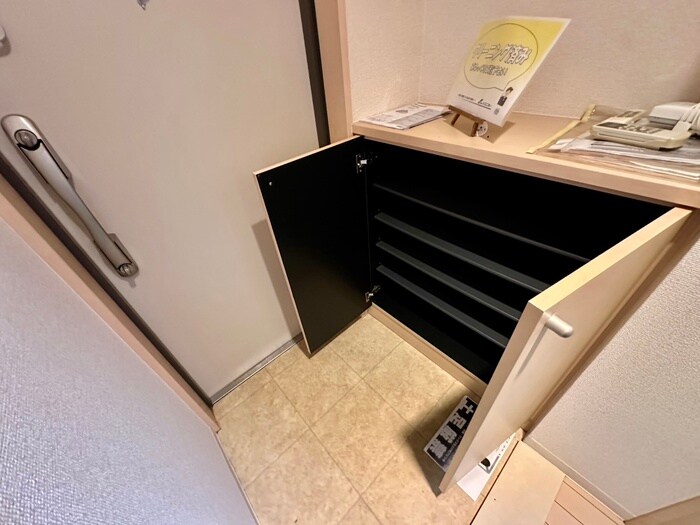 物件内観写真19　(靴箱)