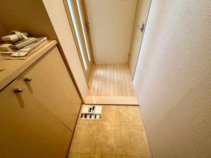 物件内観写真20　(玄関)