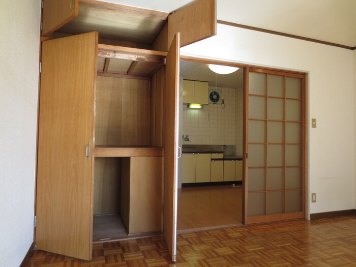 物件内観写真16　(収納)