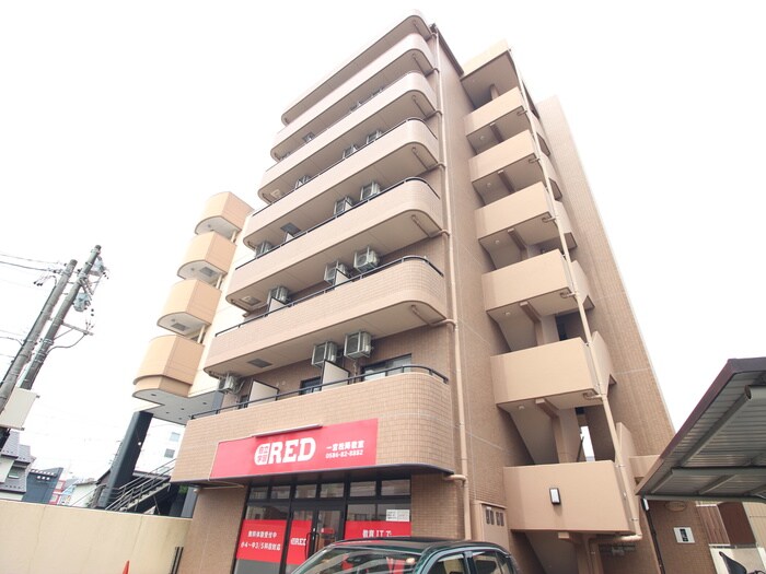 ルミエ－ル松降の物件外観写真