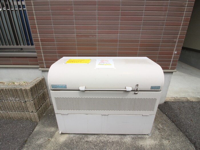 物件外観写真4　(建物設備)