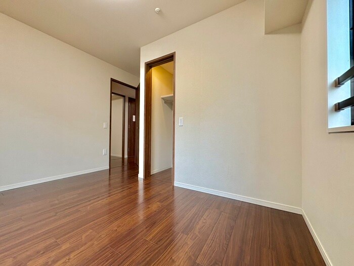 物件内観写真21　(居室)