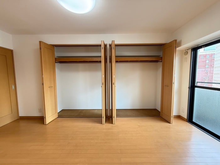 物件内観写真15　(収納)