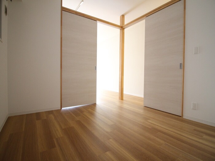 物件内観写真11　(居室)