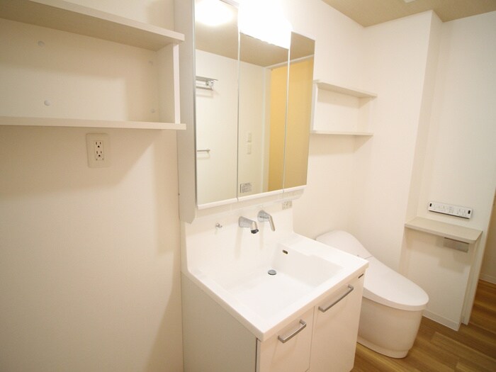 物件内観写真17　(洗面)