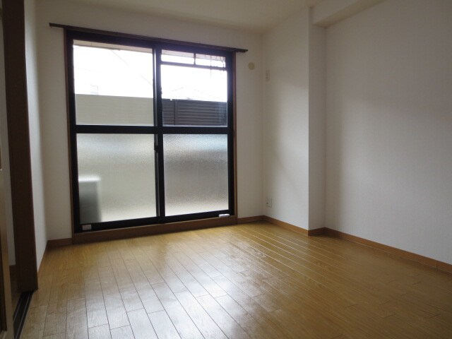 物件内観写真9　(居室)