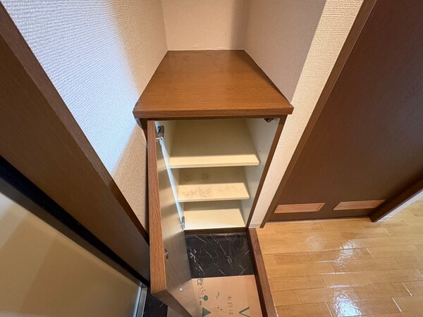 靴箱