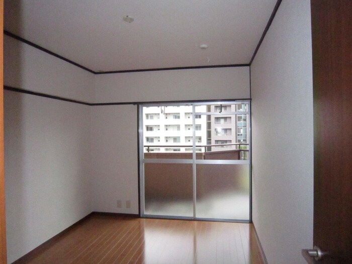 物件内観写真9　(内観写真)