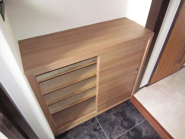 物件内観写真12　(靴箱)