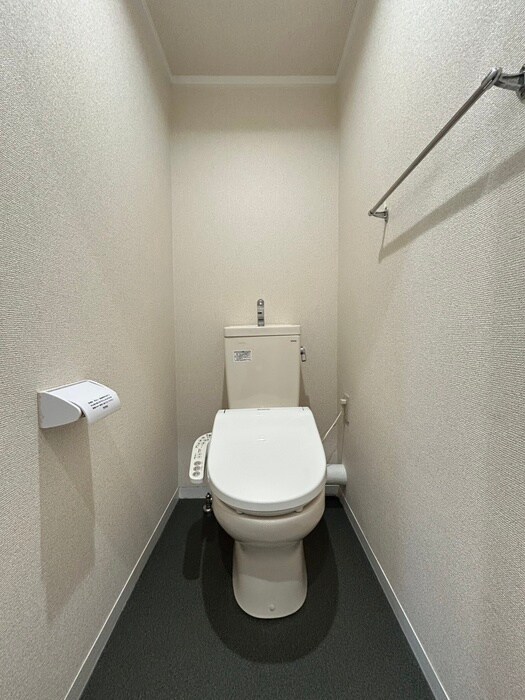 物件内観写真13　(トイレ)