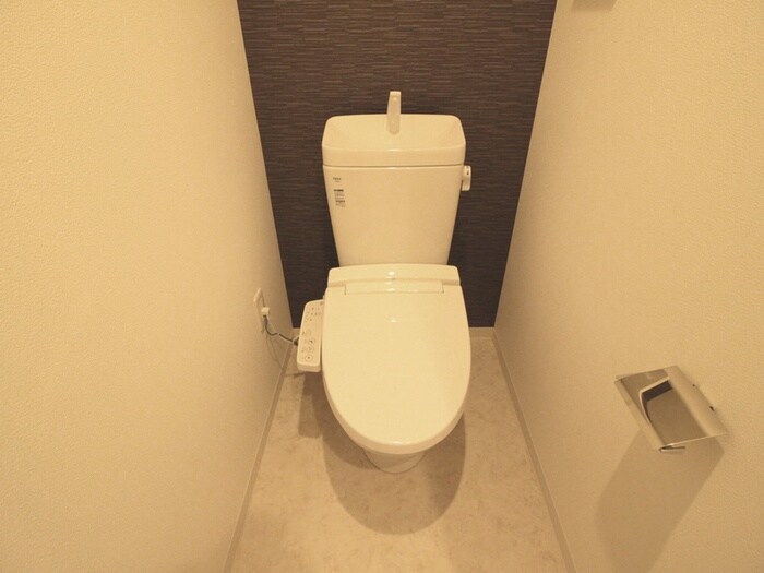 物件内観写真12　(トイレ)