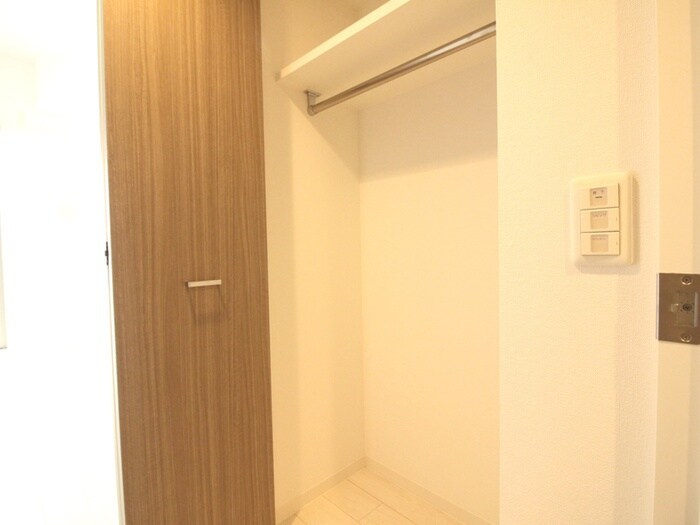 物件内観写真15　(収納)