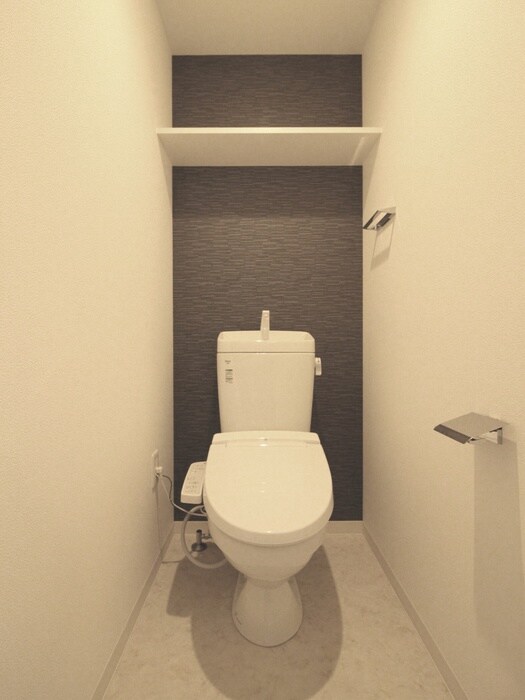 物件内観写真15　(トイレ)