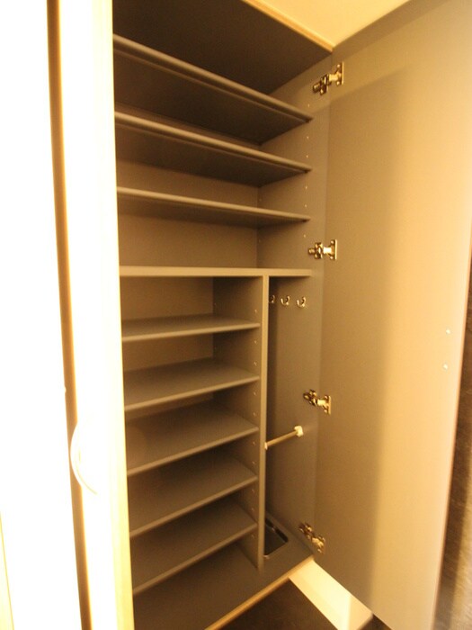 物件内観写真17　(靴箱)