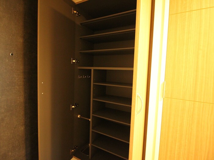 物件内観写真19　(靴箱)