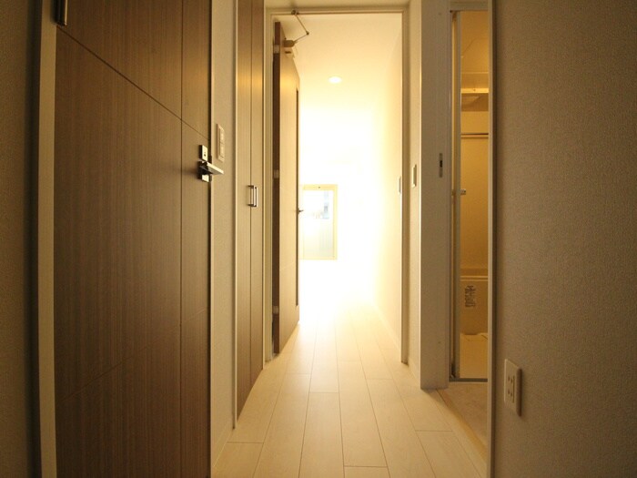 物件内観写真22　(廊下)