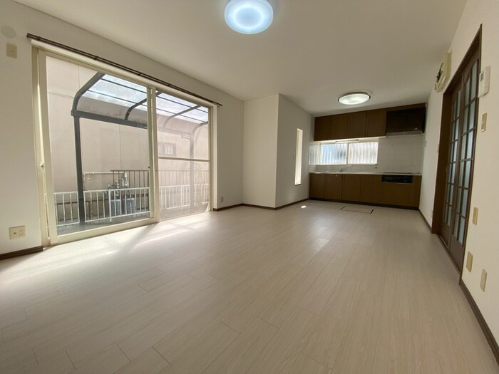 物件内観写真8　(居室)