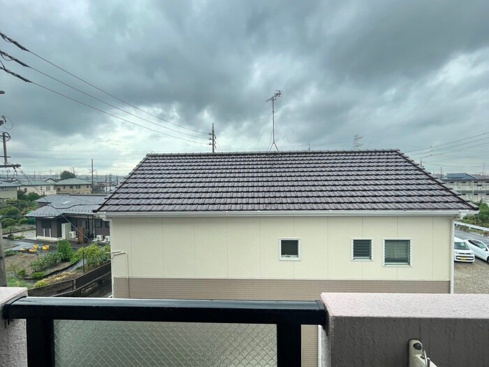 物件内観写真17　(室内からの展望)