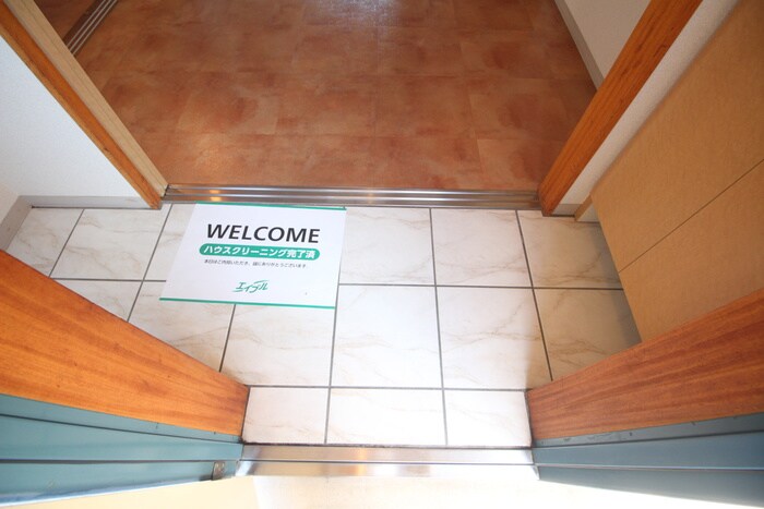 物件内観写真20　(玄関)