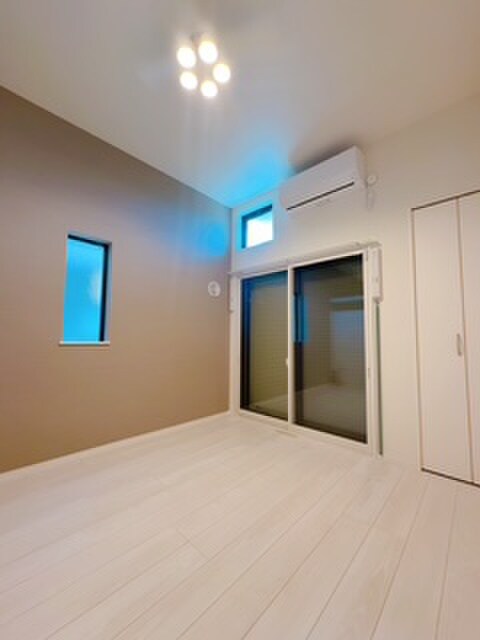 物件内観写真8　(居室)