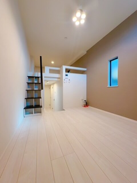 物件内観写真9　(居室)