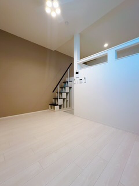 物件内観写真9　(居室)