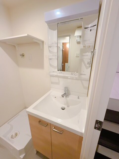 物件内観写真13　(洗面)