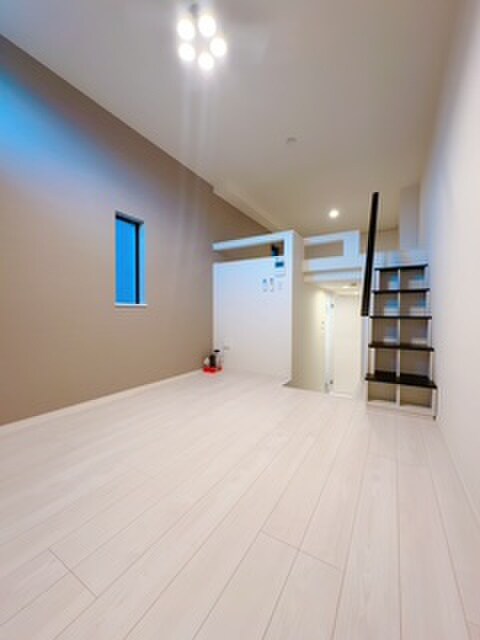 物件内観写真15　(居室)