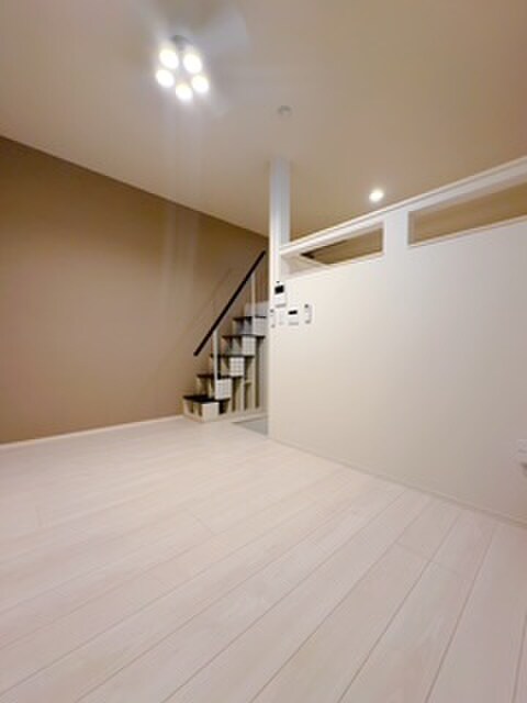 物件内観写真15　(居室)