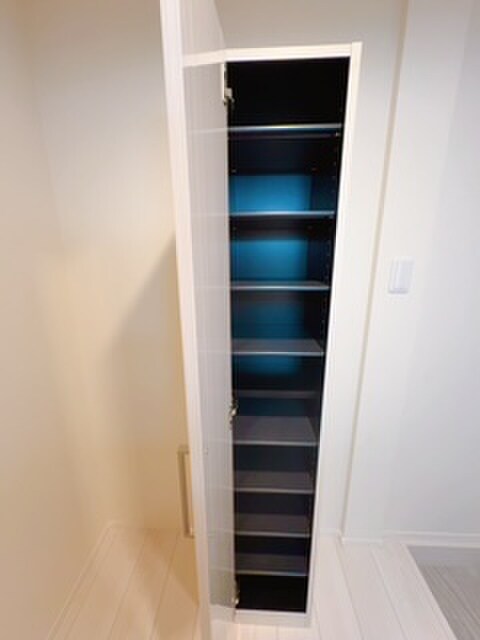 物件内観写真16　(靴箱)