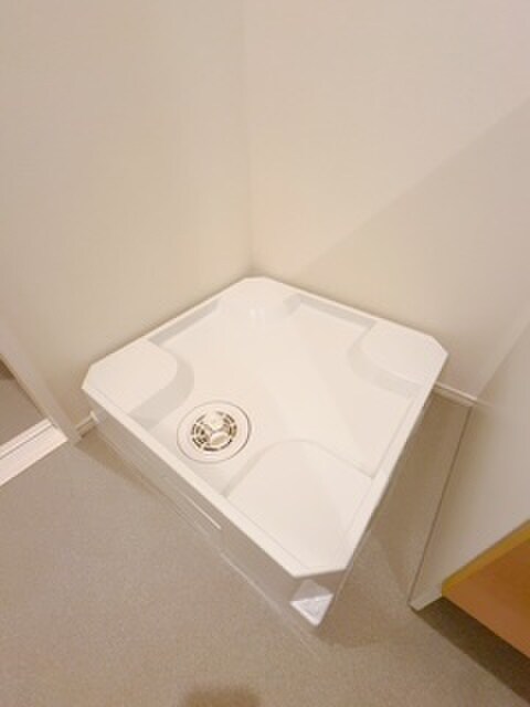 物件内観写真20　(洗濯機置場)