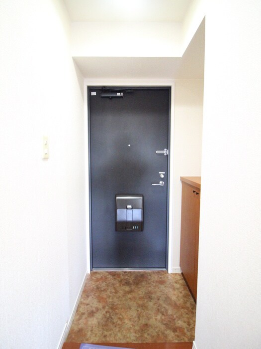 物件内観写真22　(玄関)