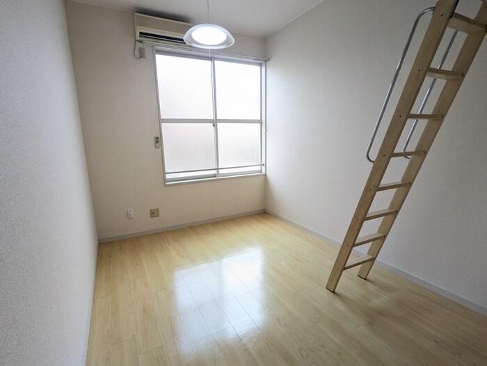 物件内観写真7　(居室)