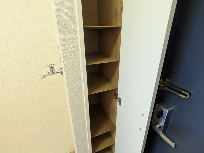 物件内観写真16　(靴箱)