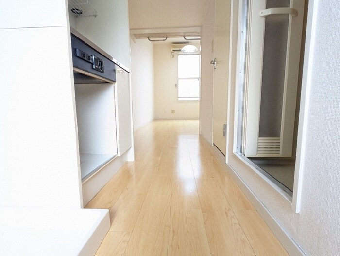 物件内観写真19　(廊下)