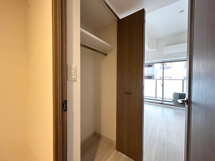 物件内観写真13　(収納)