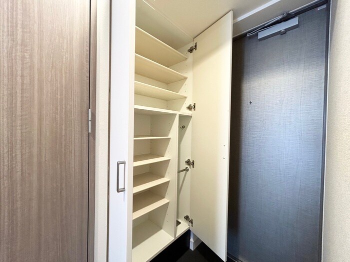 物件内観写真17　(靴箱)