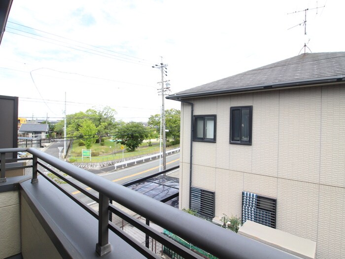 物件内観写真22　(室内からの展望)