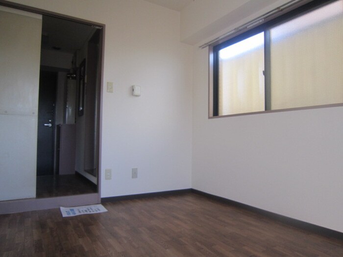 物件内観写真11　(居室)