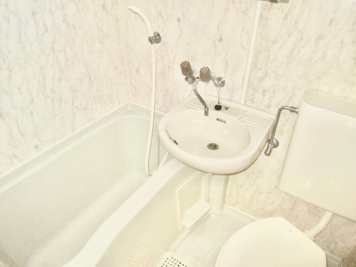 物件内観写真13　(バス／シャワールーム等)