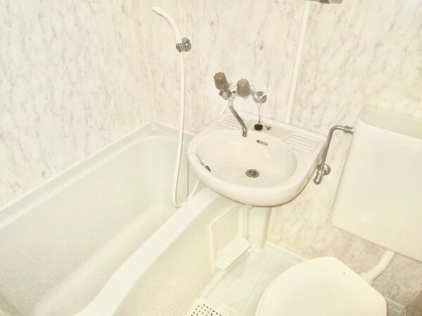 バス／シャワールーム等