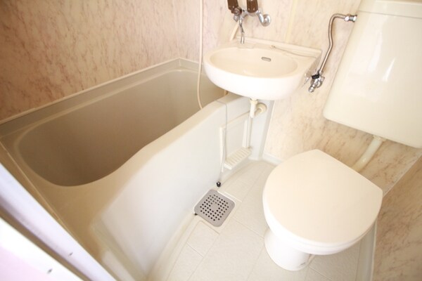 バス／シャワールーム等