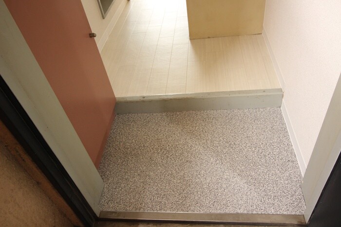 物件内観写真15　(玄関)