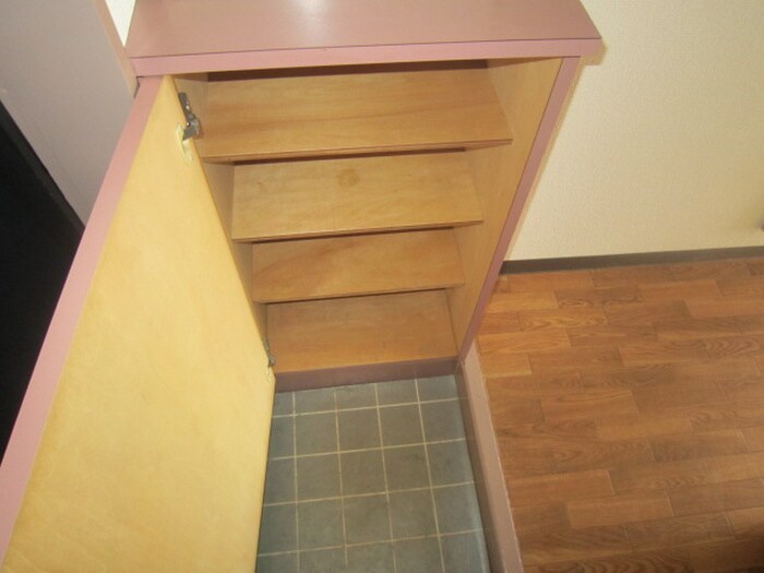 物件内観写真18　(靴箱)