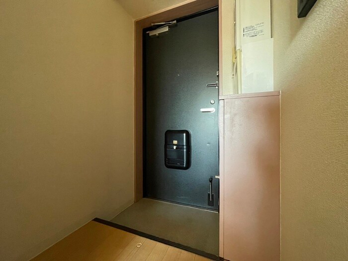 物件内観写真19　(玄関)