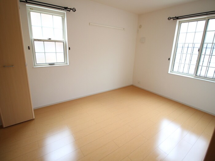 物件内観写真22　(居室)