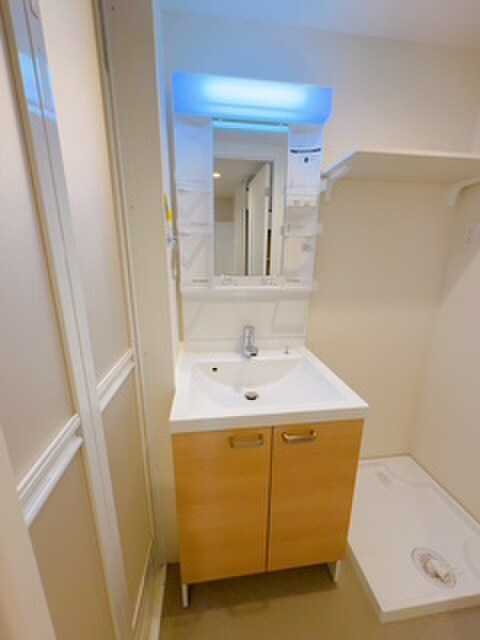物件内観写真12　(洗面)
